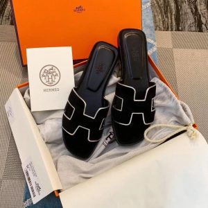 Шлепанцы женские Hermes Oran Black Suede