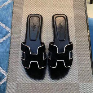 Шлепанцы женские Hermes Oran Black Suede