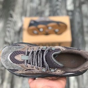 Кроссовки мужские Adidas Yeezy Boost 700 V2 Geode