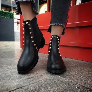 Ботинки женские Valentino Rockstud