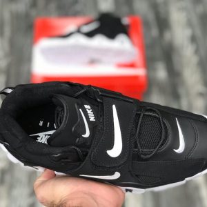 Кроссовки мужские Nike AIR BARRAGE MID QS