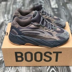 Кроссовки мужские Adidas Yeezy Boost 700 V2 Geode