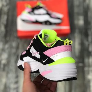 Кроссовки женские Nike Tekno