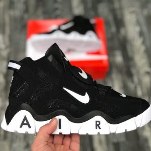 Кроссовки мужские Nike AIR BARRAGE MID QS