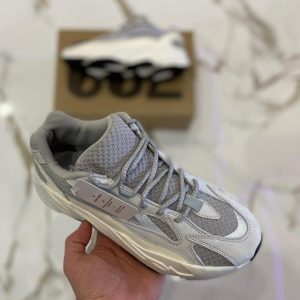 Кроссовки мужские Adidas Yeezy Boost 700 V2 Static Reflective