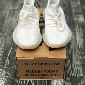 Кроссовки женские Adidas Yeezy Boost 350