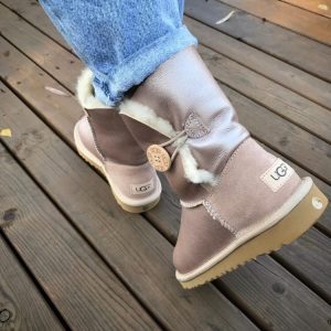 Угги женские UGG BAILEY BUTTON Leather