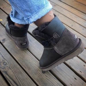 Угги женские UGG BAILEY BUTTON MINI Leather