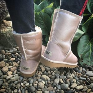 Угги женские UGG CLASSIC Leather