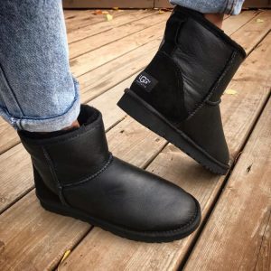 Угги женские UGG CLASSIC MINI Leather