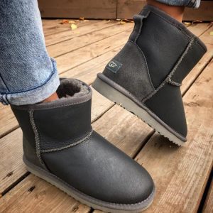 Угги женские UGG CLASSIC MINI Leather