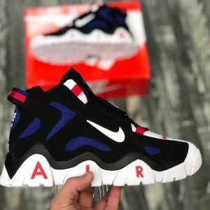 Кроссовки мужские Nike AIR BARRAGE MID QS