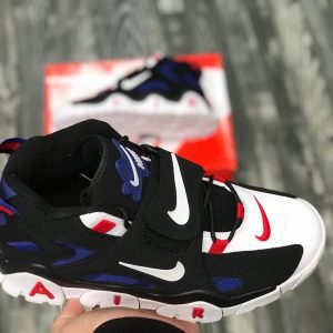 Кроссовки мужские Nike AIR BARRAGE MID QS