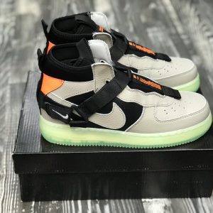 Кроссовки мужские Nike AIR FORCE 1 UTILITY MID