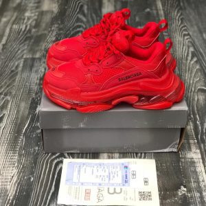 Кроссовки женские Balenciaga Triple S 1.0