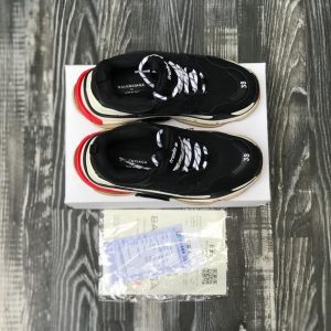 Кроссовки женские Balenciaga Triple S 1.0