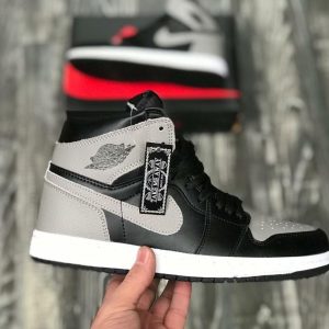 Кроссовки мужские Nike Air Jordan 1