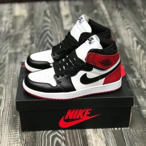 Кроссовки мужские Nike Air Jordan 1