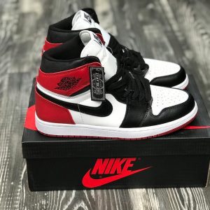 Кроссовки мужские Nike Air Jordan 1