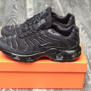 Кроссовки мужские Nike Air Max Plus TN Ultra Black