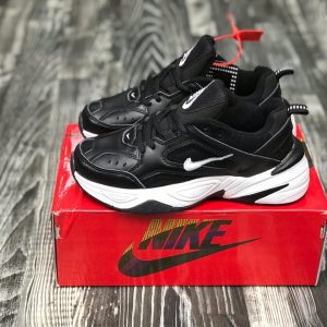 Кроссовки женские Nike Tekno