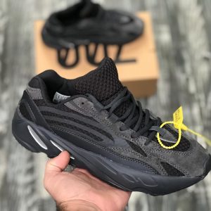 Кроссовки мужские Adidas Yeezy Boost 700