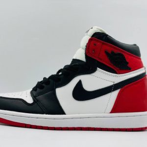 Кроссовки мужские Nike Air Jordan 1