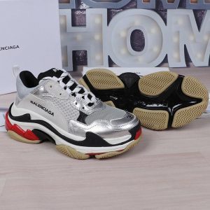 Кроссовки женские Balenciaga Triple S 1.0