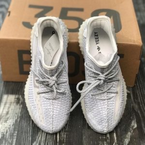 Кроссовки женские Adidas Yeezy Boost 350