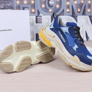 Кроссовки женские Balenciaga Triple S 1.0