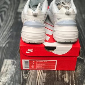 Кроссовки женские Nike Tekno Grey