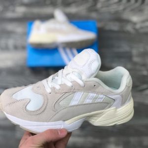 Кроссовки женские Adidas Yung