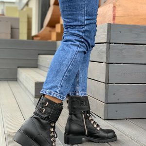 Ботинки женские Balmain Leather Ranger Ankle Boots