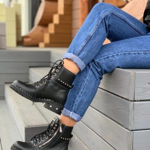 Ботинки женские Balmain Ranger Ankle Boots with Rivets