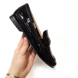 Лоферы женские Chanel Black Patent Leather