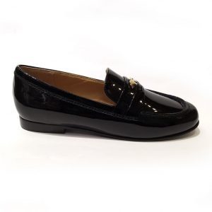 Лоферы женские Chanel Black Patent Leather