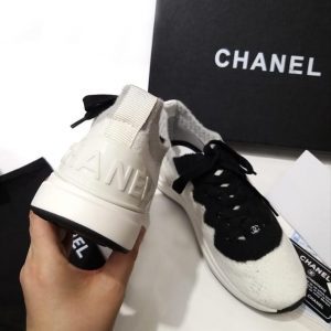 Кроссовки женские Chanel White Wool