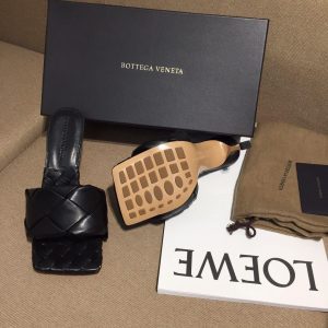 Мюли женские BOTTEGA VENETA LIDO BLack