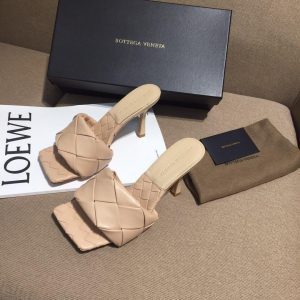 Мюли женские BOTTEGA VENETA LIDO Beige