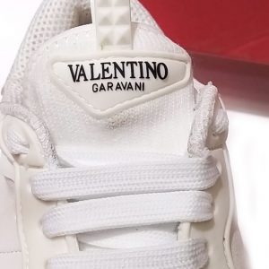 Кроссовки женские Valentino White