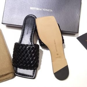 Мюли женские BOTTEGA VENETA Padded Black