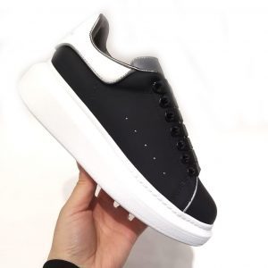 Кроссовки женские Alexander McQueen Black