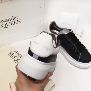 Кроссовки женские Alexander McQueen Black