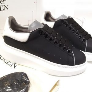 Кроссовки женские Alexander McQueen Black