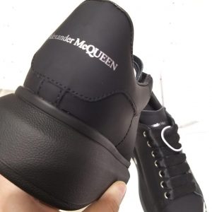 Кроссовки женские Alexander McQueen All Black