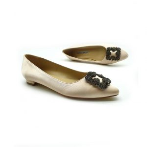 Туфли женские MANOLO BLAHNIK Hangisiflat Galassia Beige