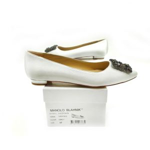 Туфли женские MANOLO BLAHNIK Hangisiflat Galassia White