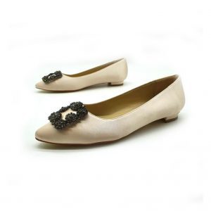 Туфли женские MANOLO BLAHNIK Hangisiflat Galassia Beige