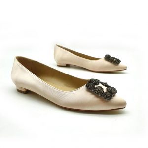 Туфли женские MANOLO BLAHNIK Hangisiflat Galassia Beige