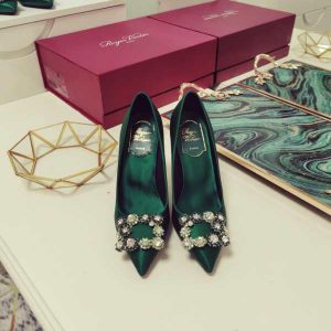 Туфли женские Roger Vivier Flower Strass Buckle Green